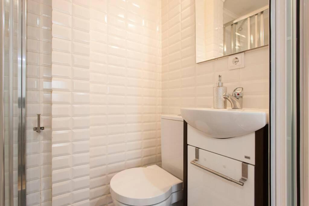 Charming Studio In Mouraria Lissabon Exterior foto